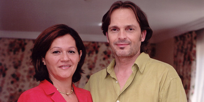 2001: con Miguel Bosé