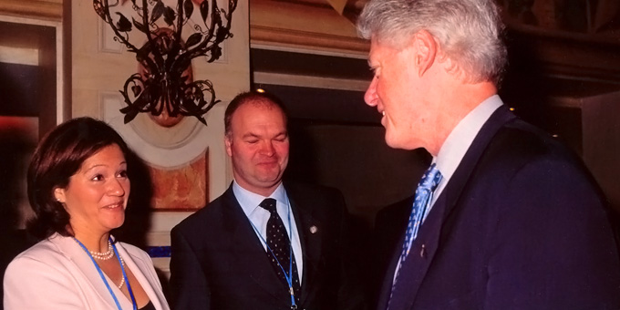 2001: con Bill Clinton